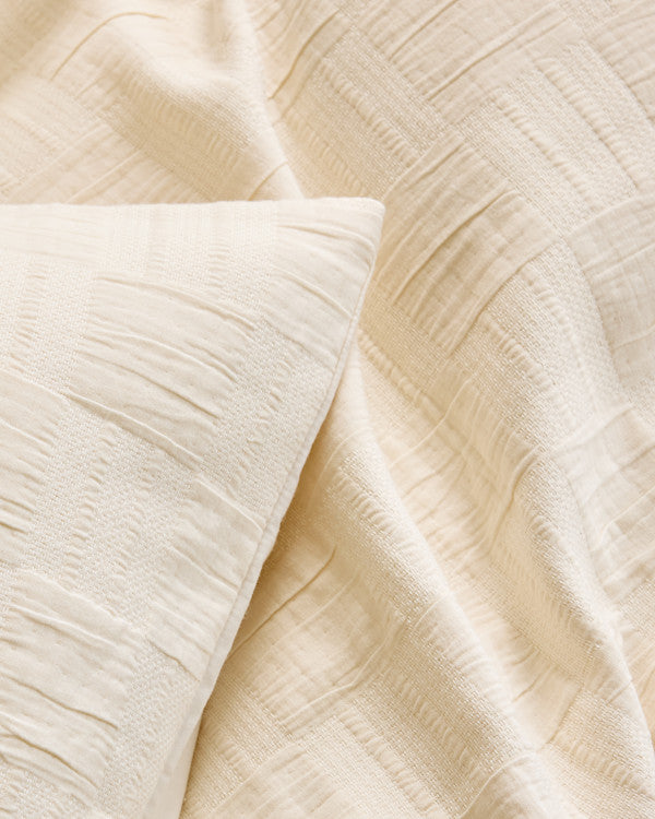 Checkered Matelasse Sham Set