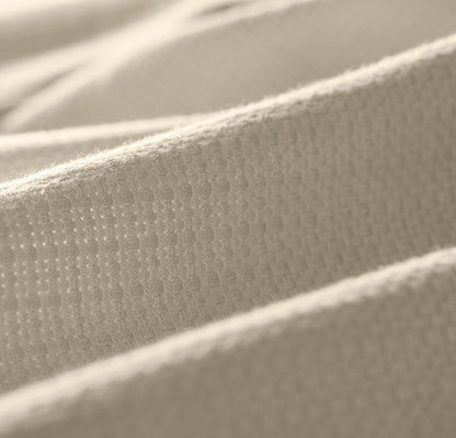 Lightweight Bed Blanket