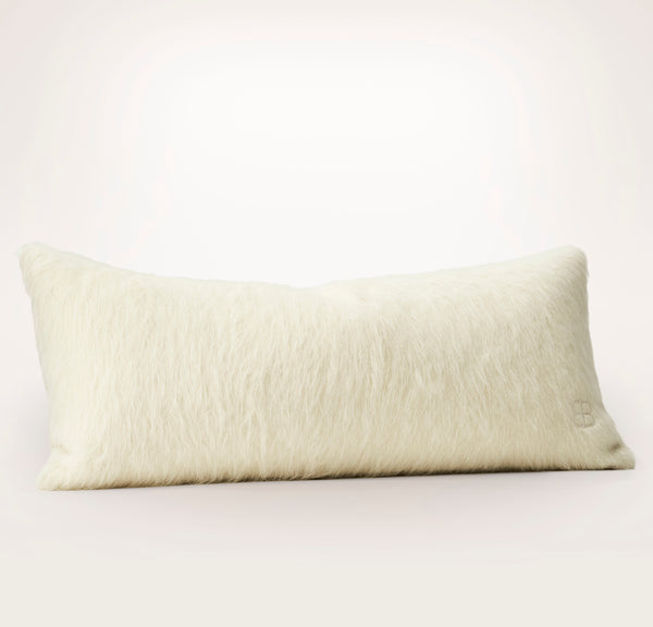 The Verite Throw Pillow Cover (Lumbar)