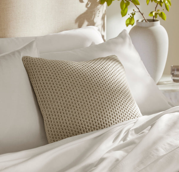 Mosaic Honeycomb Knit Pillow Cover (20x20)