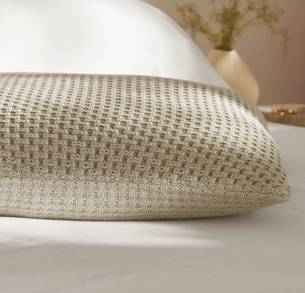 Mosaic Honeycomb Knit Pillow Cover (20x20)