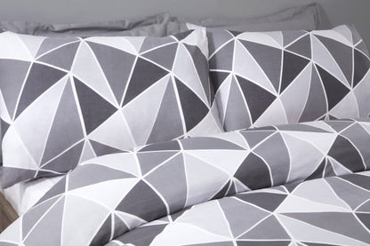Leo Duvet Set
