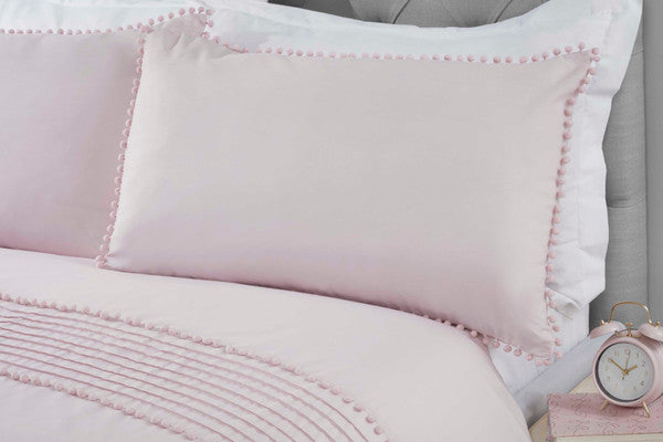 Pom Poms Duvet Set