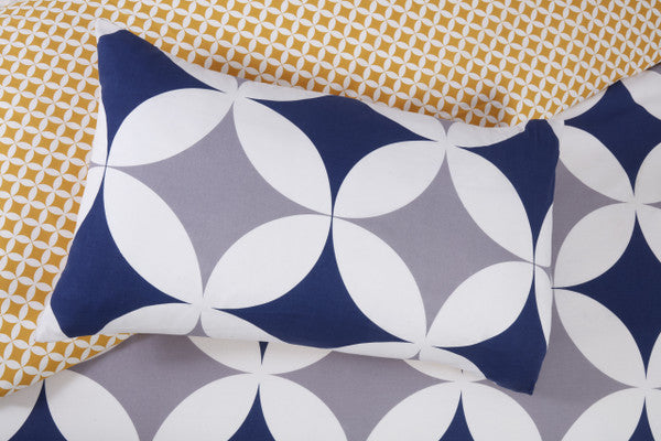 Geo Duvet Set