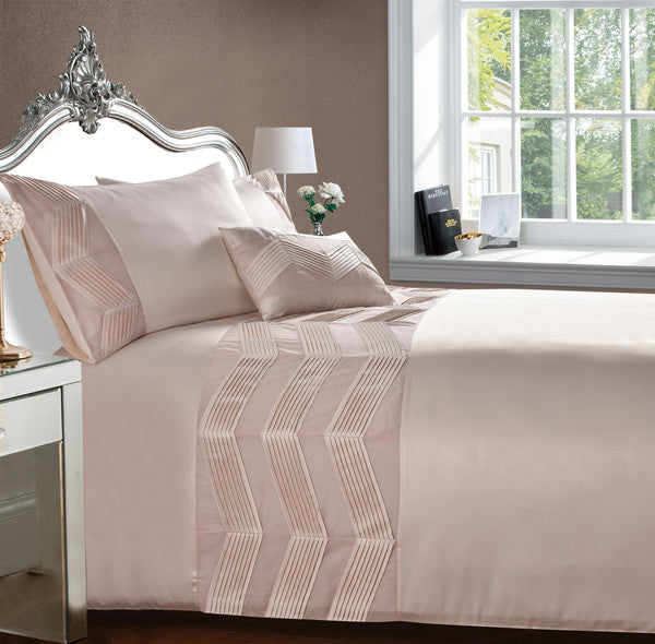 Valencia Duvet Set